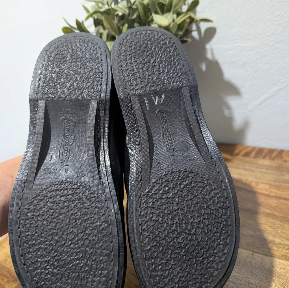 Arcopedico Womens Vegas Mary Jane Leather Comfort Shoes Size 38 US 7 Brown Flats